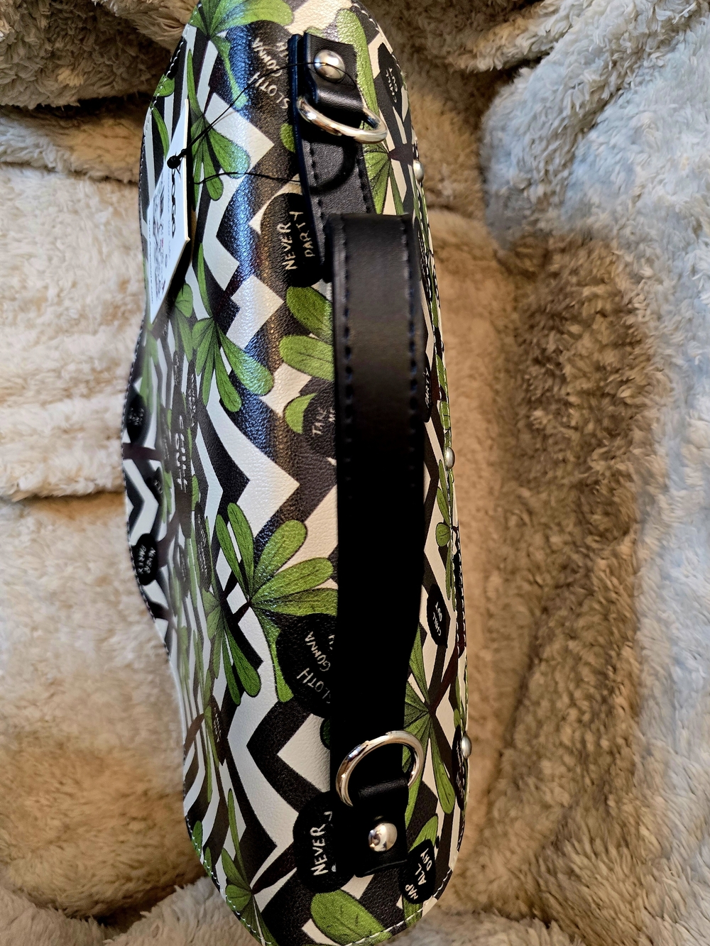 DOGO “Chill Out” Sloth Convertible Satchel/Crossbody Bag NWT - Picture 3 of 8